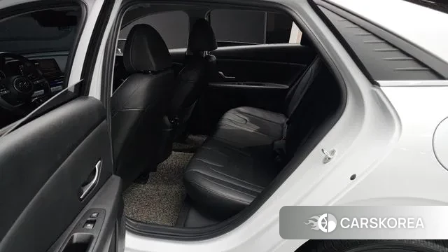 Hyundai Avante (CN7) 2021 Белый из Кореи, фото 3