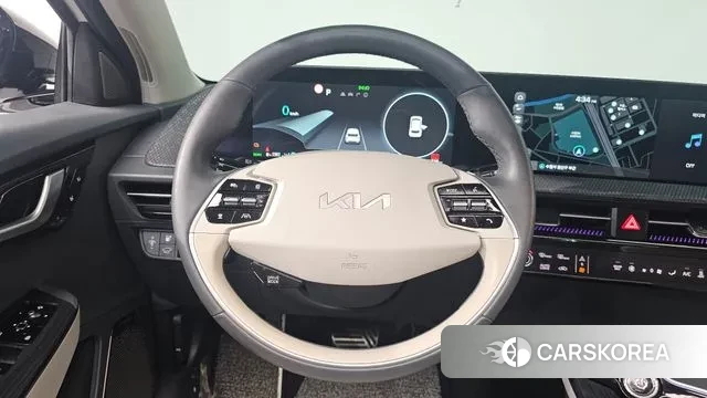 Kia EV6 2023 Белый из Кореи, фото 3