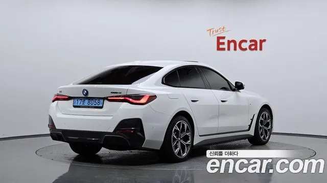 BMW i4 2022 Белый из Кореи, фото 3