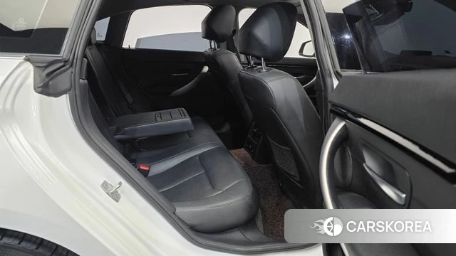 BMW 4 Series (F32) 2018 Белый из Кореи, фото 3