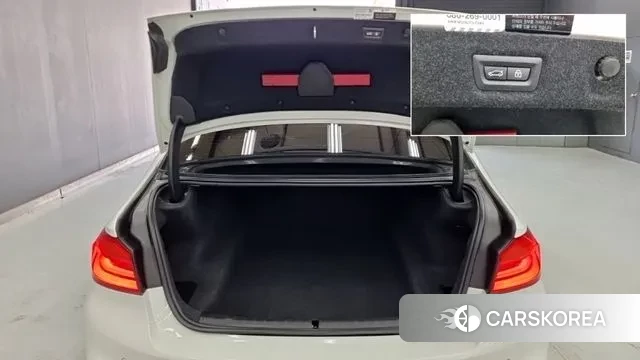 BMW 5 Series (G30) 2018 Белый из Кореи, фото 3