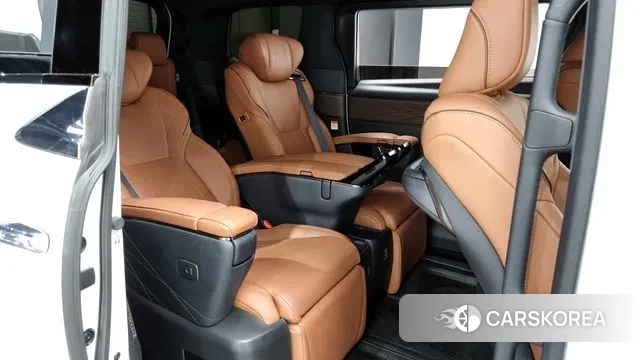 Toyota Alphard 4th Generation 2024 Белый из Кореи, фото 3