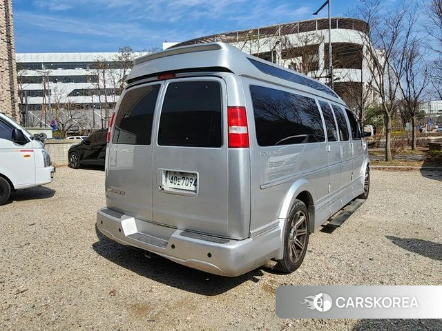 Chevrolet Express Van 2018 Серебряный из Кореи, фото 3
