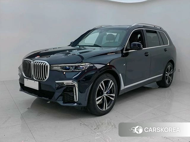 BMW X7 2021 Черный из Китая, фото 3
