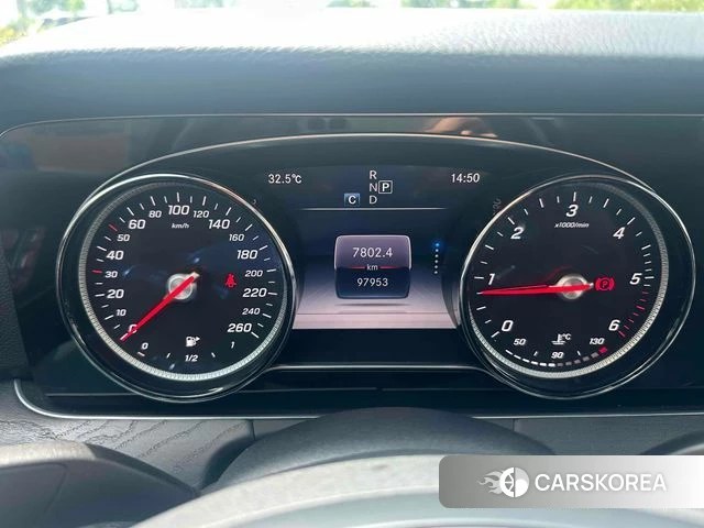 Mercedes-Benz E-Class W213 2018 Белый из Кореи, фото 3