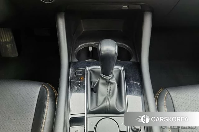 Mazda 3 Angkesaila 2023 Белый из Китая, фото 3
