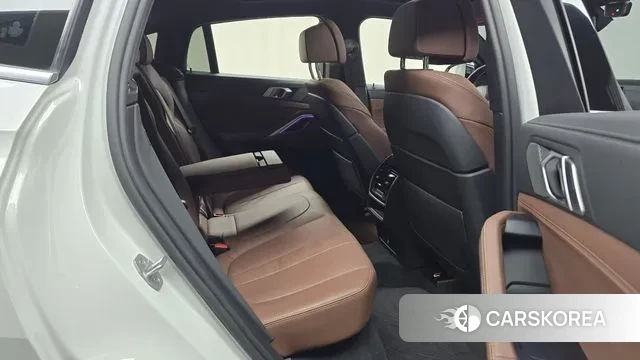 BMW X6 (G06) 2021 Белый из Кореи, фото 3