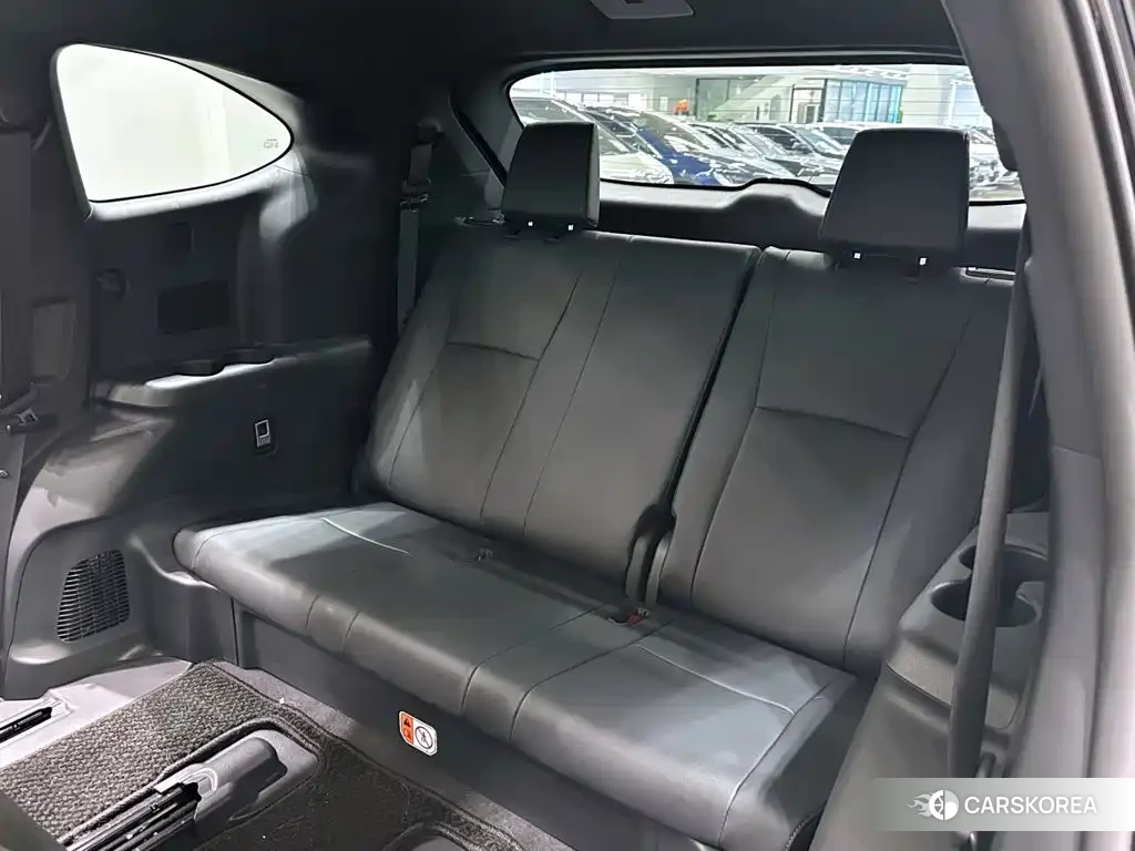 Toyota Crown 2024 Черный из Китая, фото 3