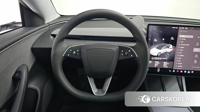 Tesla Model 3 2025 Белый из Кореи, фото 3