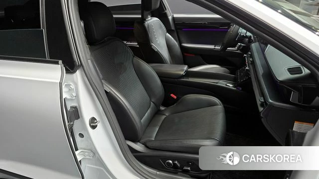 Hyundai Grandeur Hybrid (GN7) 2023 Белый из Кореи, фото 3