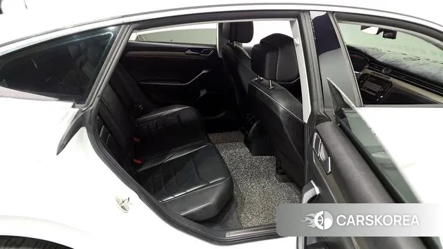 Volkswagen Arteon 2019 Белый из Кореи, фото 3