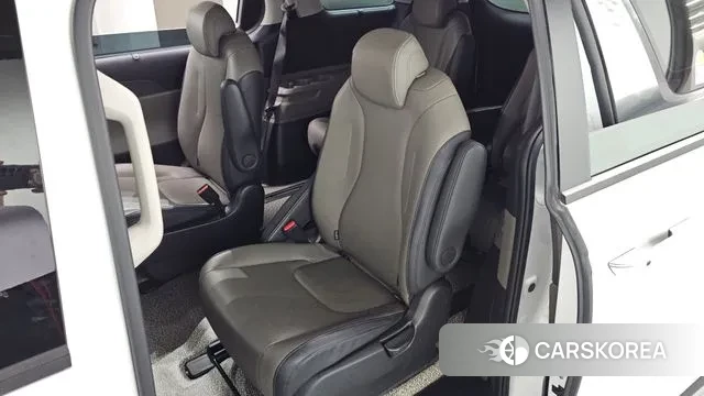 Kia The New Carnival 4th Generation 2024 Белый из Кореи, фото 3