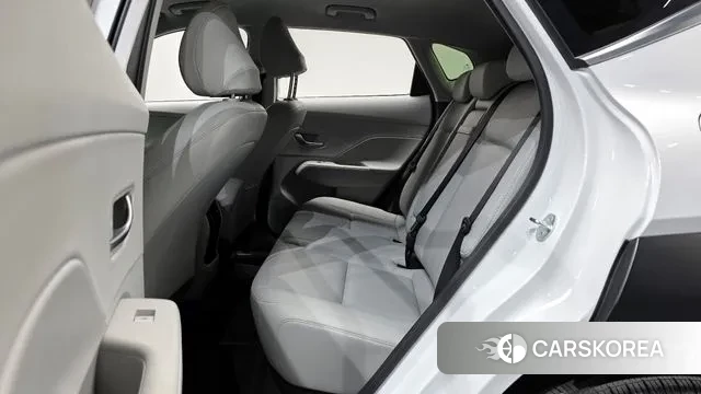 Hyundai Kona (SX2) 2023 Белый из Кореи, фото 3