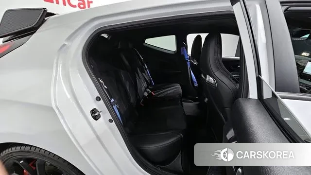 Hyundai Veloster (JS) 2021 Белый из Кореи, фото 3