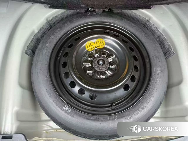 Lexus ES 2023 Серебристо-серый из Китая, фото 3