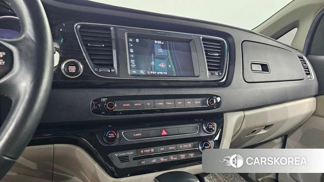 Kia The New Carnival 2019 Серый из Кореи, фото 3