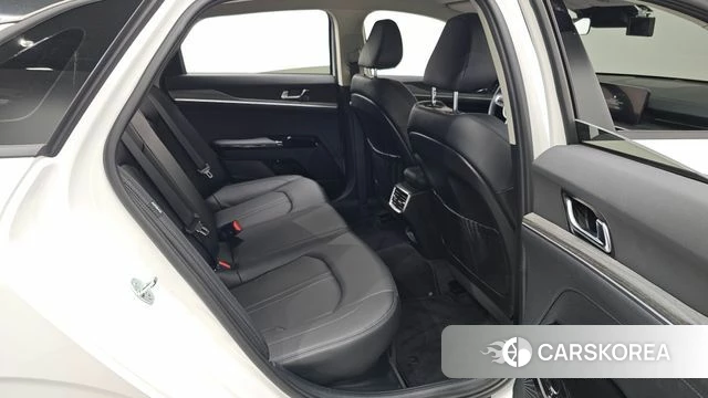 Kia The New K5 Hybrid 3rd generation 2025 Белый из Кореи, фото 3