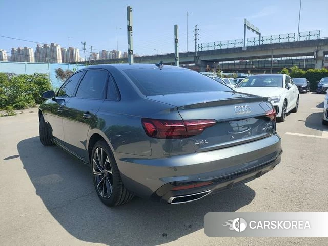 Audi A4L 2026 Темно-серый из Китая, фото 3