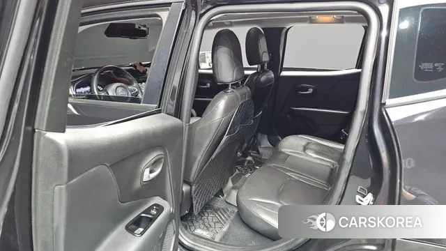 Jeep Renegade 2020 Черный из Кореи, фото 3