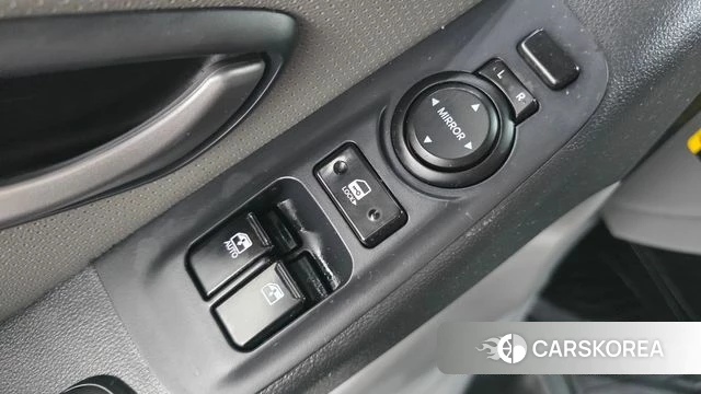 Hyundai The New Grand Starex 2018 Серебристо-серый из Кореи, фото 3