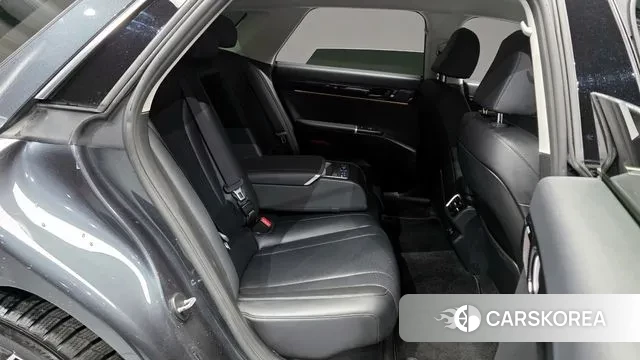 Hyundai Grandeur Hybrid (GN7) 2023 Серый из Кореи, фото 3