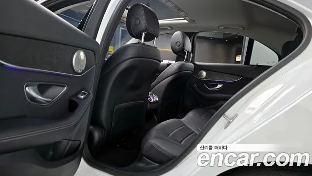 Mercedes-Benz C-Class W205 2019 Белый из Кореи, фото 3