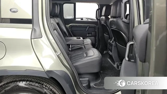 Land Rover Defender (L663) 2021 Зеленый из Кореи, фото 3