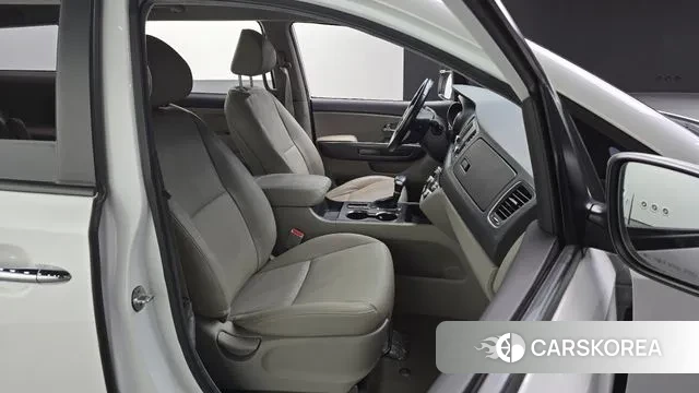 Kia The New Carnival 2018 Белый из Кореи, фото 3
