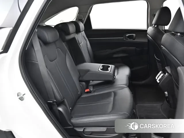 Kia Sorento 4th Generation 2023 Белый из Кореи, фото 3