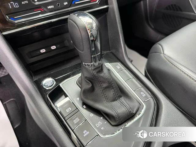 Volkswagen Tuyue 2022 Белый из Китая, фото 3