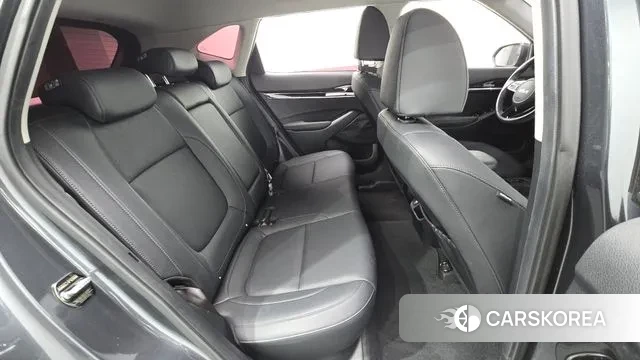 Kia Seltos 2022 Серый из Кореи, фото 3