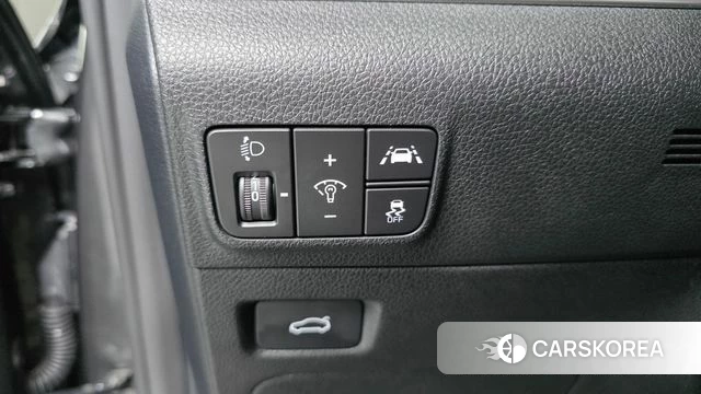 Kia K5 3rd generation 2023 Серый из Кореи, фото 3