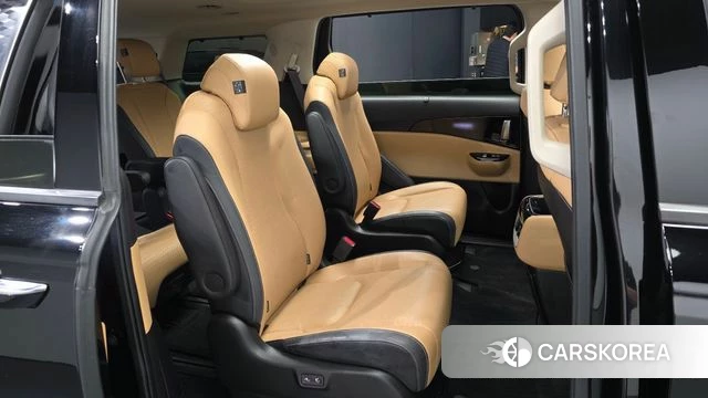 Kia Carnival 4th generation 2023 Черный из Кореи, фото 3