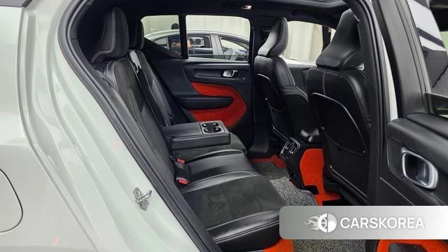 Volvo XC40 2020 Белый из Кореи, фото 3