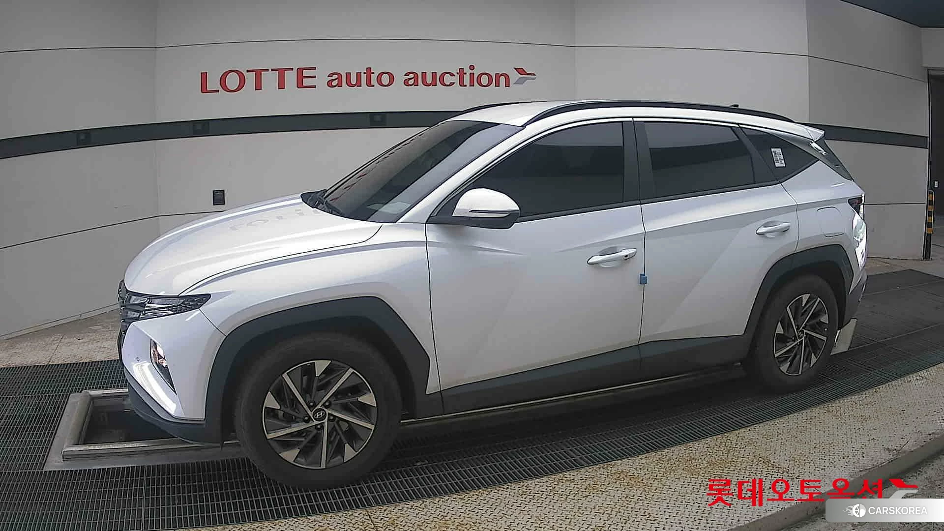 Hyundai Tucson 2023 Белый из Кореи, фото 3
