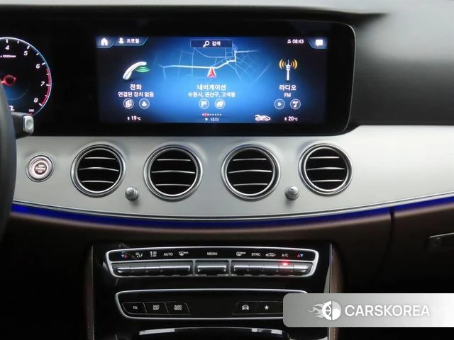 Mercedes-Benz E-Class W213 2021 Белый из Кореи, фото 3