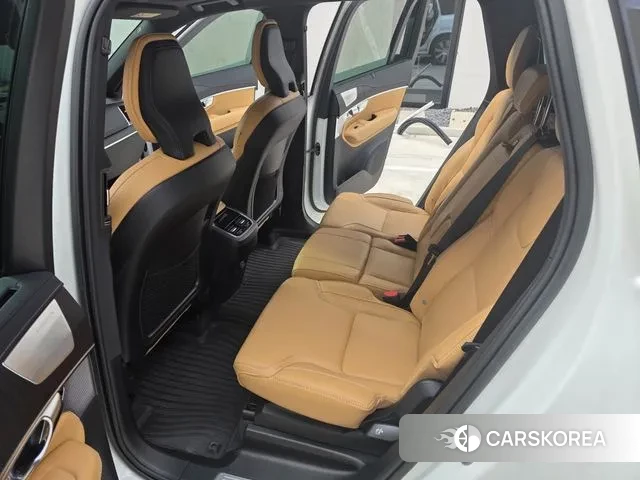 Volvo XC90 second Generation 2022 Белый из Кореи, фото 3