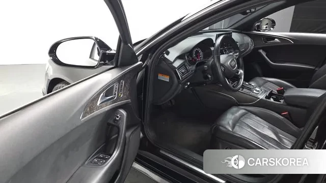 Audi New A6 2018 Черный из Кореи, фото 3