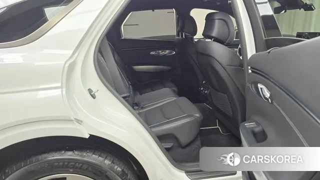 Genesis GV70 2023 Белый из Кореи, фото 3