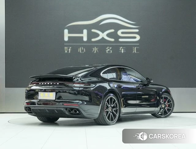 Porsche Panamera 2023 Черный из Китая, фото 3