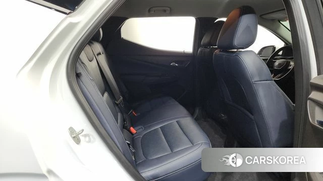 Chevrolet (GM Daewoo) Bolt EUV 2022 Белый из Кореи, фото 3