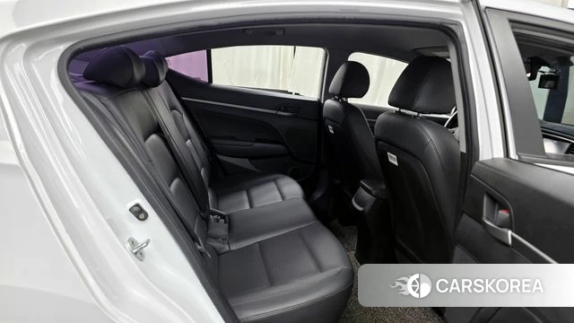 Hyundai Avante AD 2018 Белый из Кореи, фото 3