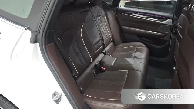 BMW 6 Series GT (G32) 2018 Белый из Кореи, фото 3