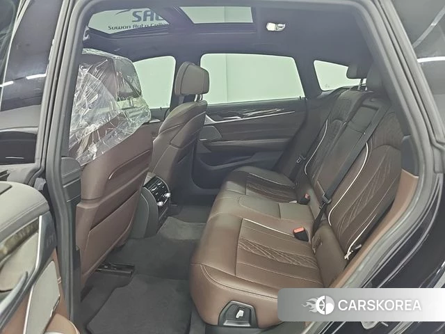 BMW 6 Series GT (G32) 2018 Черный из Кореи, фото 3