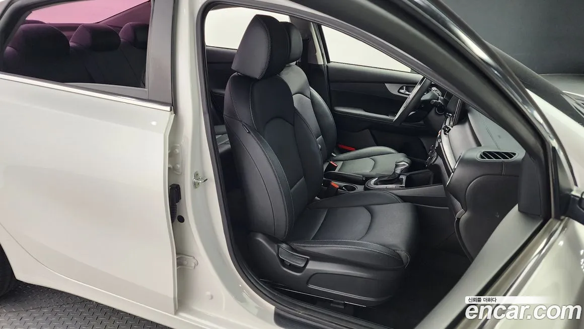 Kia Come New K3 2019 Белый из Кореи, фото 3