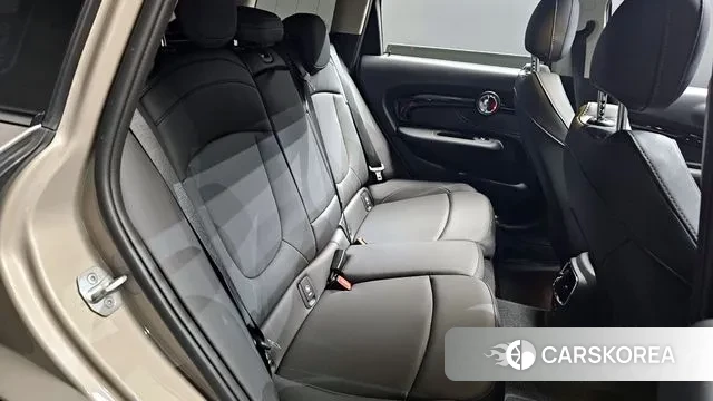 Mini Cooper Clubman 2023 Песочный из Кореи, фото 3