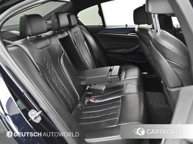 BMW 5 Series (G30) 2018 Черный из Кореи, фото 3