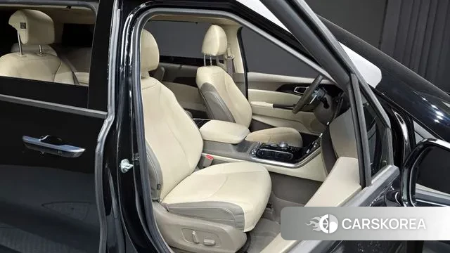 Kia Carnival 4th generation 2023 Черный из Кореи, фото 3