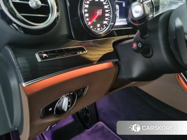 Mercedes-Benz E-Class W213 2020 Белый из Кореи, фото 3