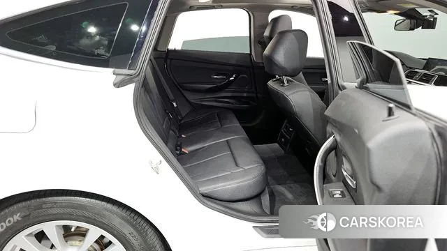 BMW 3 Series GT (F34) 2020 Белый из Кореи, фото 3